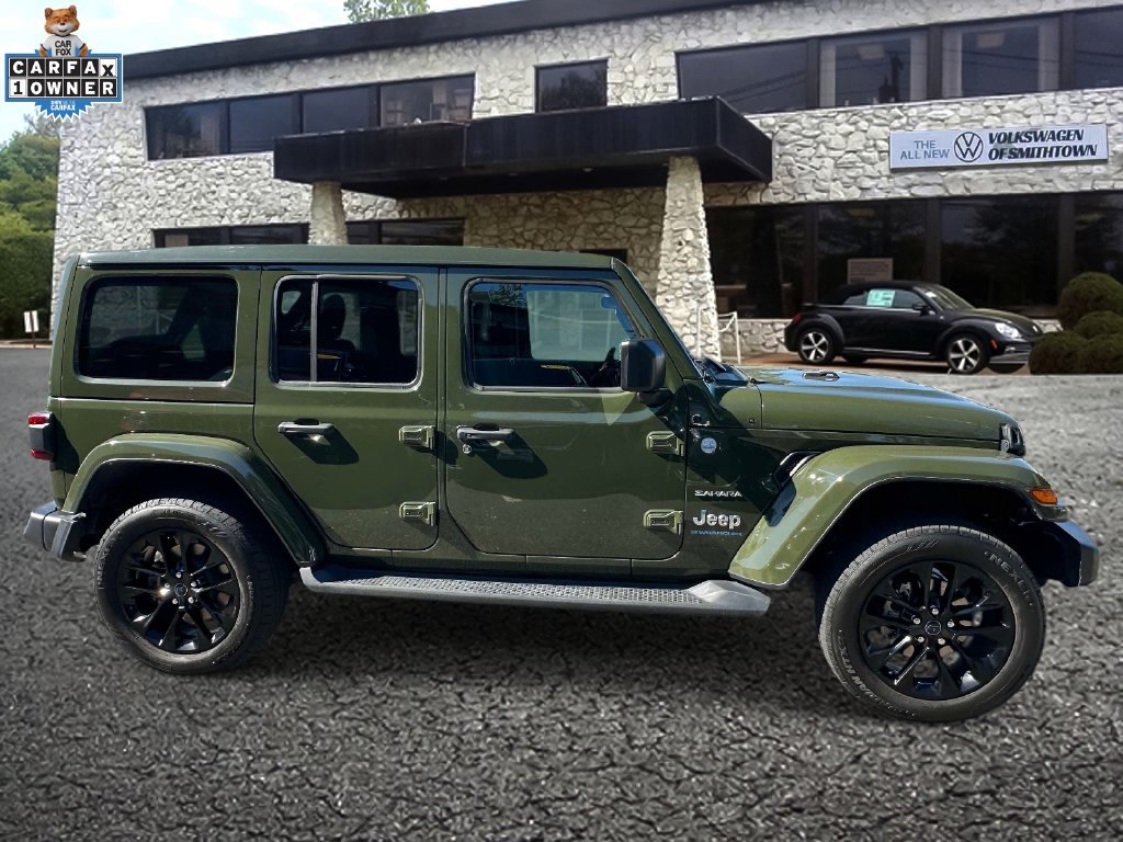 Used 2024 Jeep Wrangler Unlimited Sahara w/ Technology Group AWD/4WD image 4