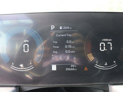 Used 2025 Hyundai Sonata SEL FWD image 25
