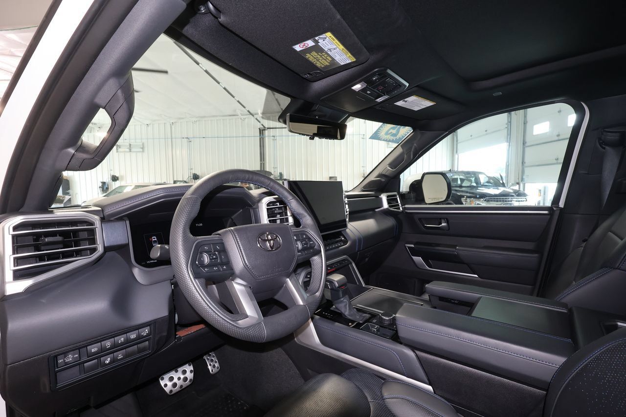 Used 2025 Toyota Tundra Platinum w/ TRD Off-Road Package AWD/4WD image 9