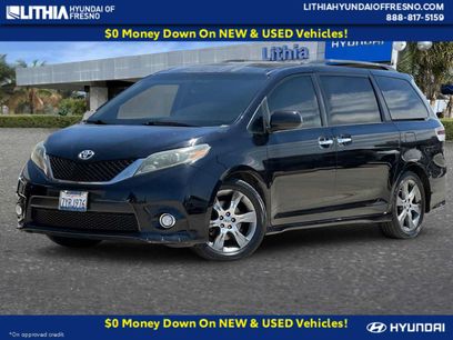 Used 2015 Toyota Sienna SE