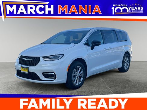 New 2026 Chrysler Pacifica Select image 1