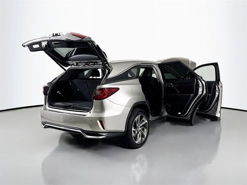 Used 2019 Lexus RX 450hL AWD image 32