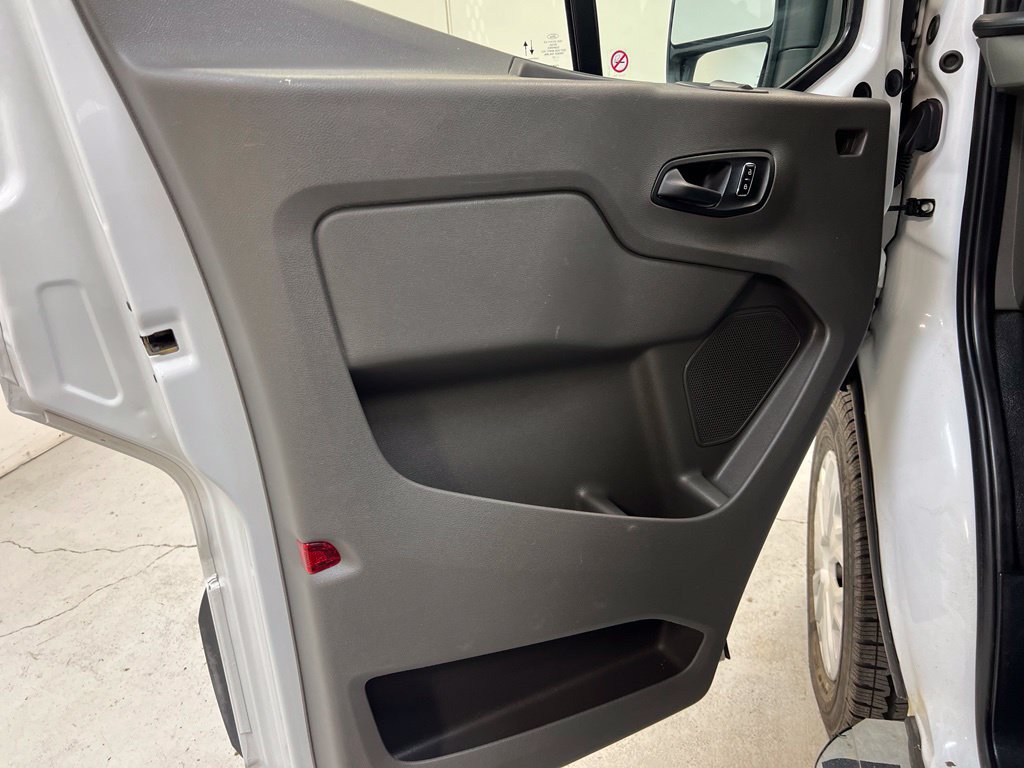 Used 2023 Ford Transit 250 Low Roof w/ Exterior Upgrade Package RWD image 14