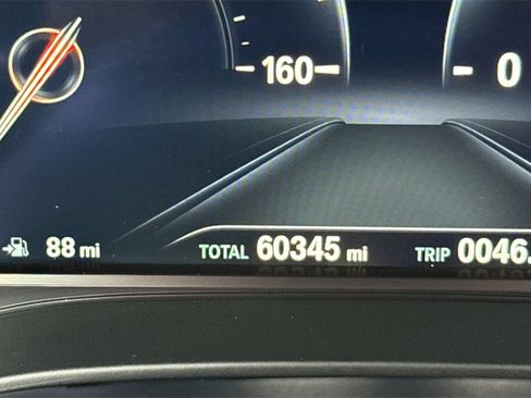 Used 2018 BMW 540i image 25