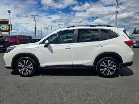 Used 2019 Subaru Forester Limited AWD/4WD image 9