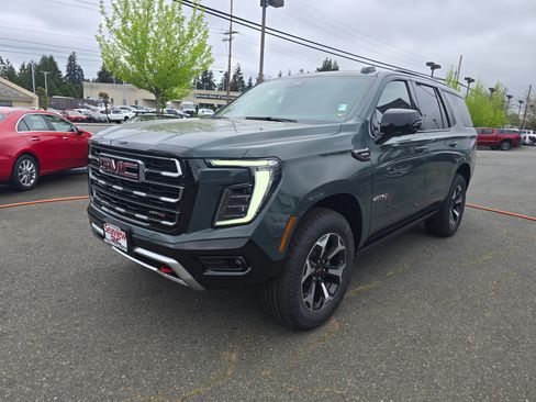New 2026 GMC Yukon AT4 AWD/4WD image 3