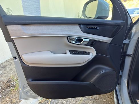 New 2026 Volvo XC90 T8 Plus w/ Protection Package Premier AWD/4WD image 29