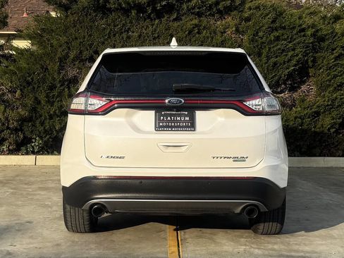 Used 2018 Ford Edge Titanium w/ Equipment Group 301A image 5