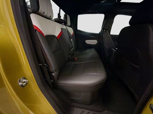 Used 2024 GMC Canyon AT4X w/ AT4X AEV Edition AWD/4WD image 29