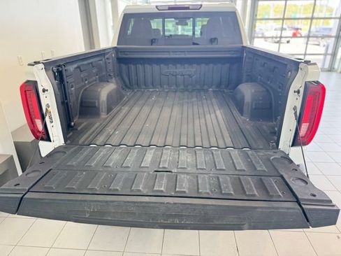 Certified 2024 GMC Sierra 1500 AT4 w/ AT4 Preferred Package AWD/4WD image 41