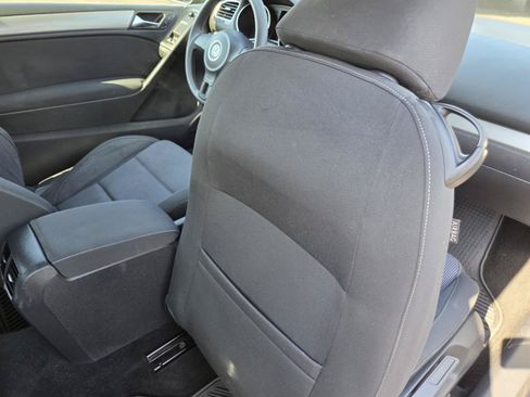 Used 2013 Volkswagen Golf 2-Door FWD image 19
