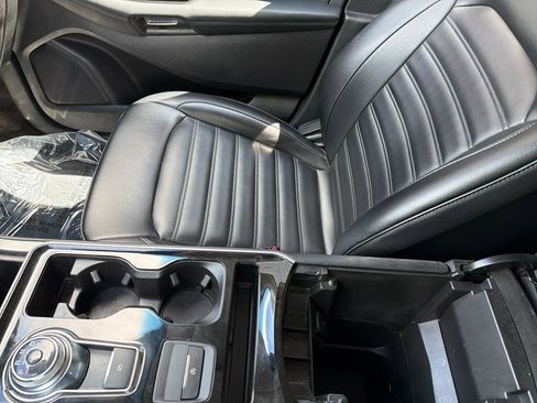 Used 2019 Ford Edge SEL w/ Equipment Group 201A FWD image 43