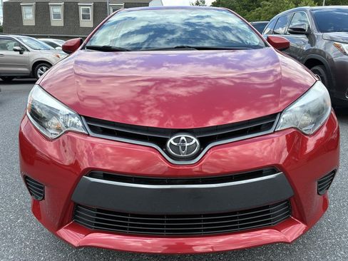 Used 2015 Toyota Corolla LE FWD image 2