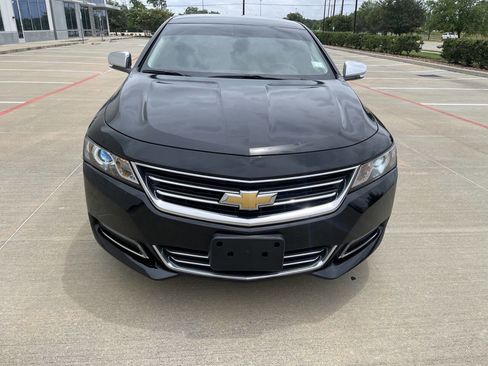 Used 2019 Chevrolet Impala Premier FWD image 2