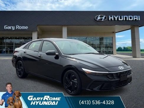 Certified 2026 Hyundai Elantra Sport FWD image 2
