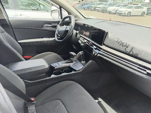 Certified 2026 Kia Sportage LX FWD image 13