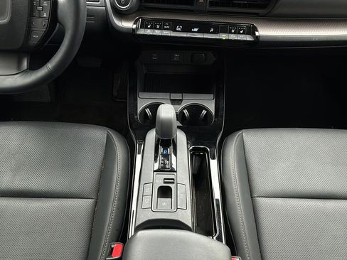 Used 2024 Toyota Prius Limited w/ Limited Premium Package image 17