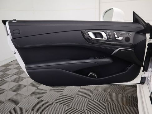Used 2020 Mercedes-Benz SL 450 image 31