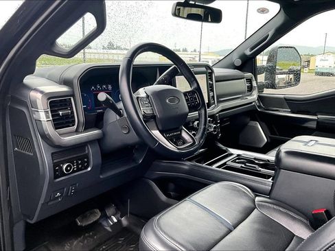 Used 2025 Ford F350 Platinum w/ Tremor Off-Road Package AWD/4WD image 14