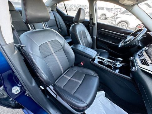 Used 2024 Nissan Altima 2.5 SR FWD image 22