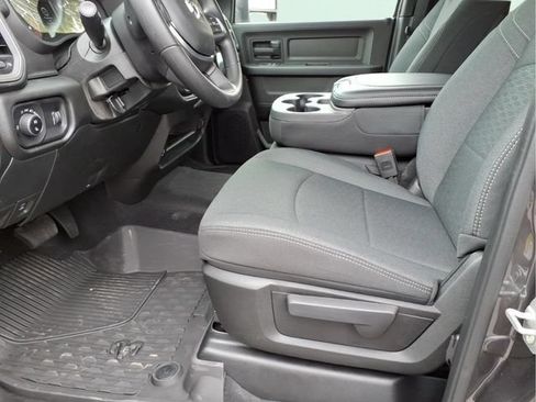 New 2026 RAM 2500 Tradesman AWD/4WD image 14