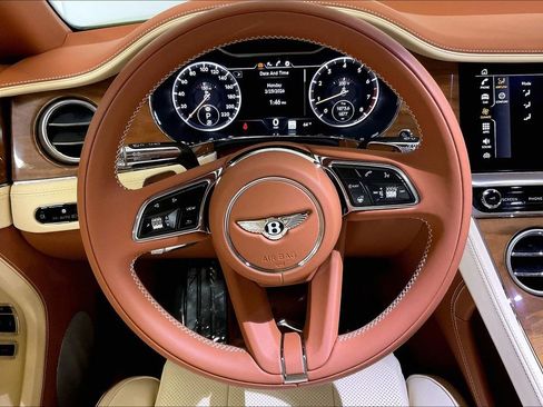 Used 2024 Bentley Continental GT image 9