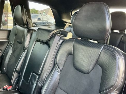 Used 2019 Volvo XC90 T5 R-Design w/ Advanced Package image 30