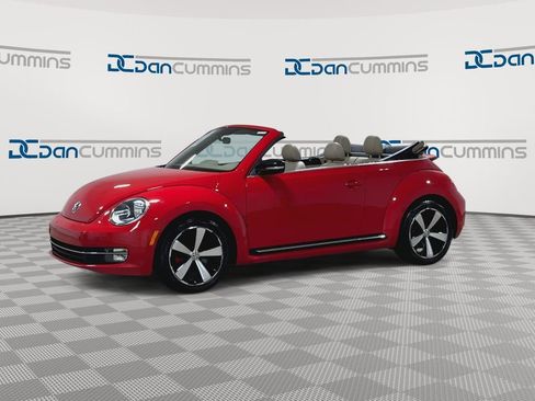 Used 2013 Volkswagen Beetle Turbo 60's Edition FWD image 4