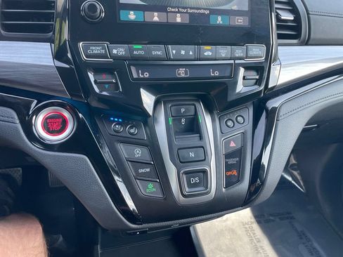 Used 2023 Honda Odyssey Elite image 19