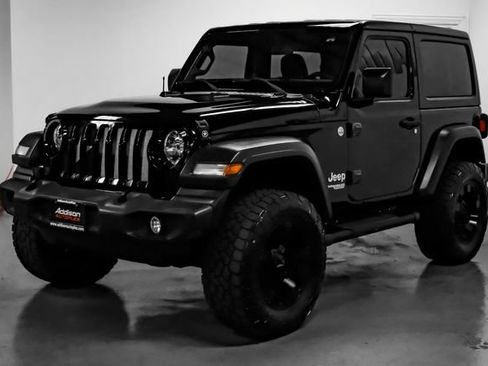 Used 2019 Jeep Wrangler Sport AWD/4WD image 6