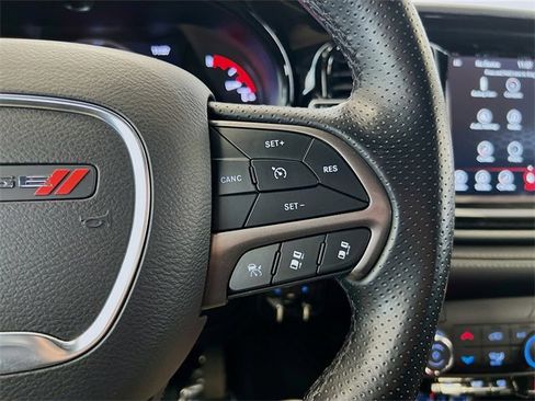 Used 2023 Dodge Durango SXT Launch Edition image 29