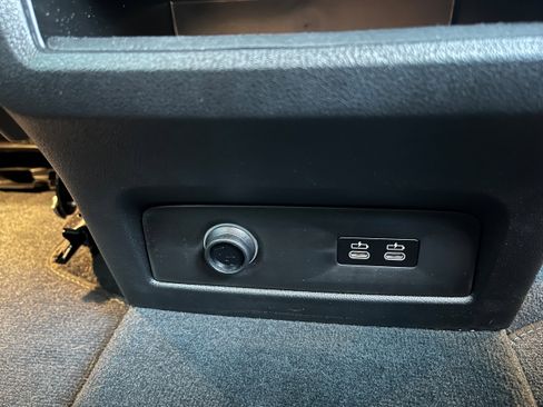 Used 2024 BMW X5 xDrive40i w/ M Sport Package image 13