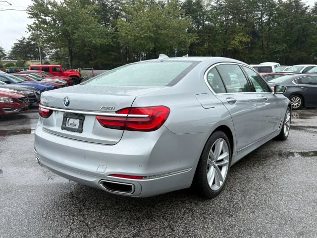 Used 2017 BMW 750i xDrive AWD/4WD image 5