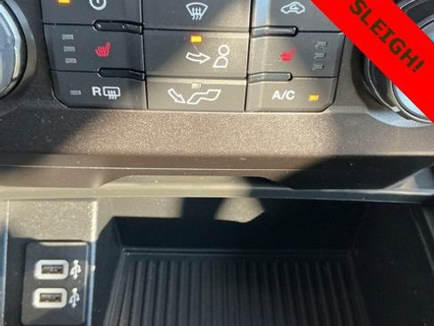 Used 2020 Ford F150 Raptor w/ Equipment Group 801A Mid image 25