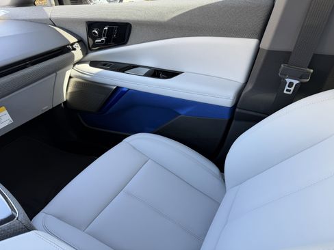 New 2026 Cadillac Optiq Luxury 2 image 15