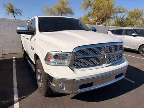 Used 2013 RAM 1500 Laramie w/ Convenience Group RWD image 4