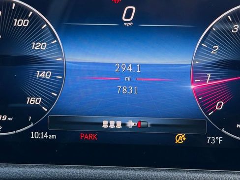 Used 2025 Mercedes-Benz GLA 250 4MATIC image 6