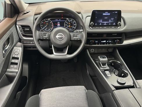 Used 2023 Nissan Rogue SV AWD/4WD image 12