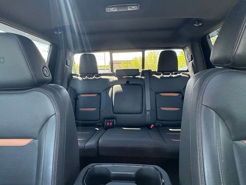 Used 2024 GMC Sierra 2500 AT4 w/ AT4 Premium Plus Package AWD/4WD image 34