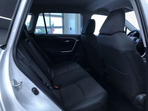 Certified 2025 Toyota RAV4 XLE AWD/4WD image 21