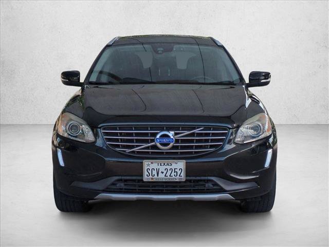 Used 2017 Volvo XC60 T5 Inscription w/ Preferred Option Package FWD image 2