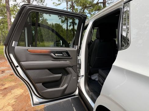 New 2026 GMC Yukon Denali w/ Denali Reserve Package RWD image 27