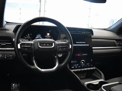 Used 2025 GMC Terrain Elevation image 25