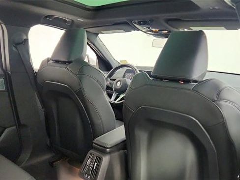 Used 2025 BMW X2 xDrive28i image 26