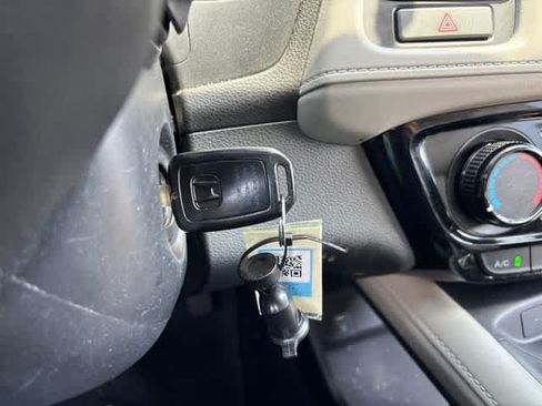 Used 2019 Honda HR-V LX image 23