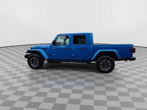 New 2026 Jeep Gladiator Sport AWD/4WD image 5
