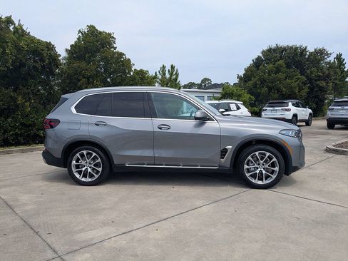 Used 2026 BMW X5 xDrive40i AWD/4WD image 2