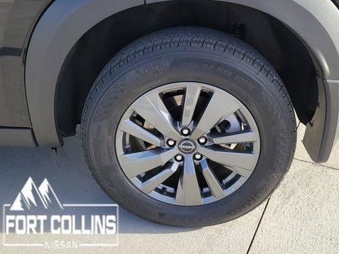 Used 2025 Nissan Pathfinder SV w/ Cargo Package image 15