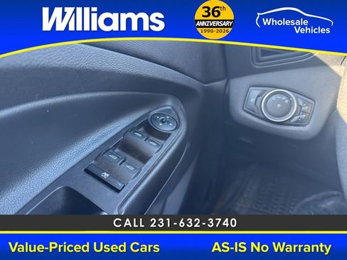 Used 2015 Ford Escape SE w/ Equipment Group 201A image 36