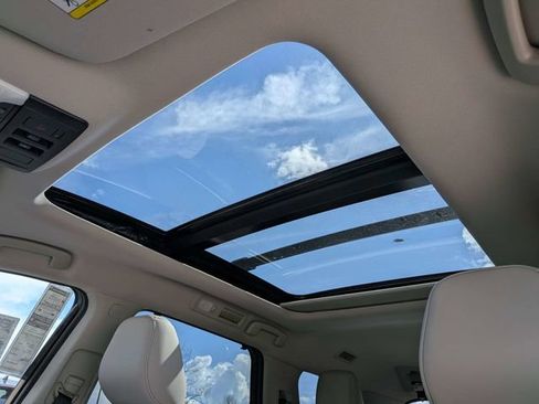 New 2026 Nissan Pathfinder SL image 20